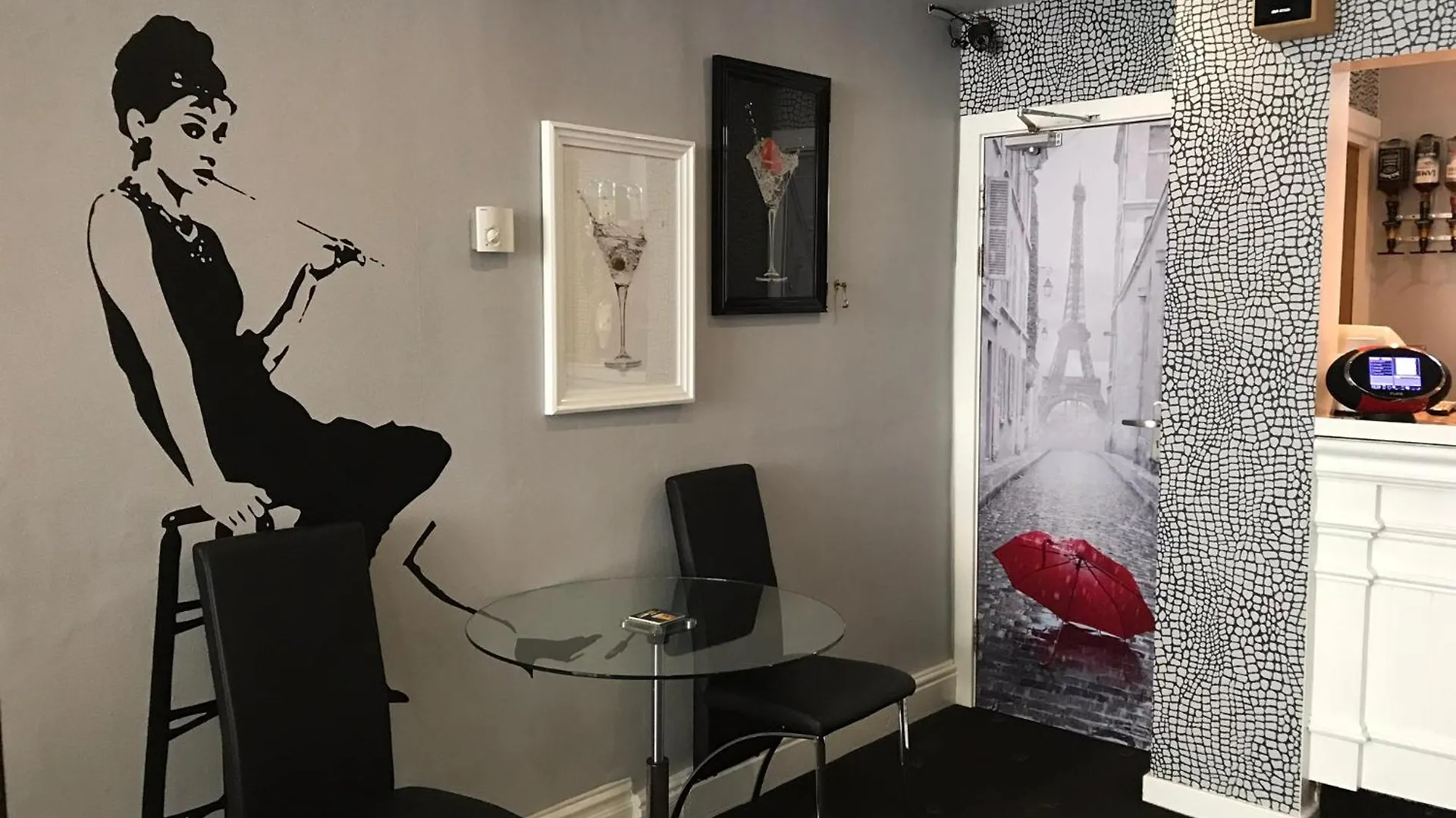 Four Seasons Guest House Blackpool