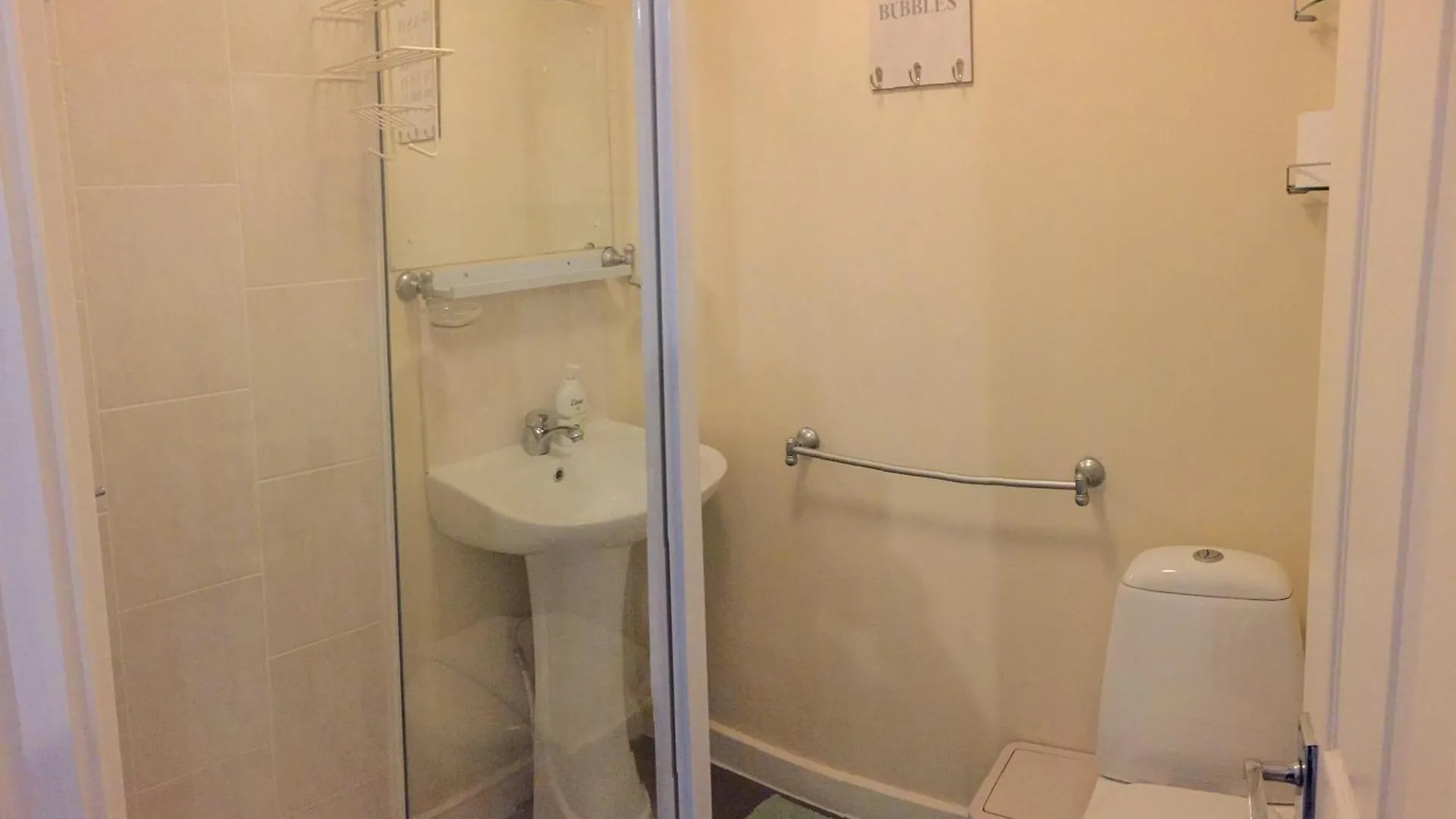 Four Seasons Guest House Blackpool